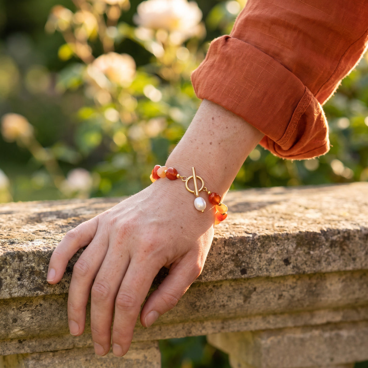 Banded Carnelian Pearl Bracelet