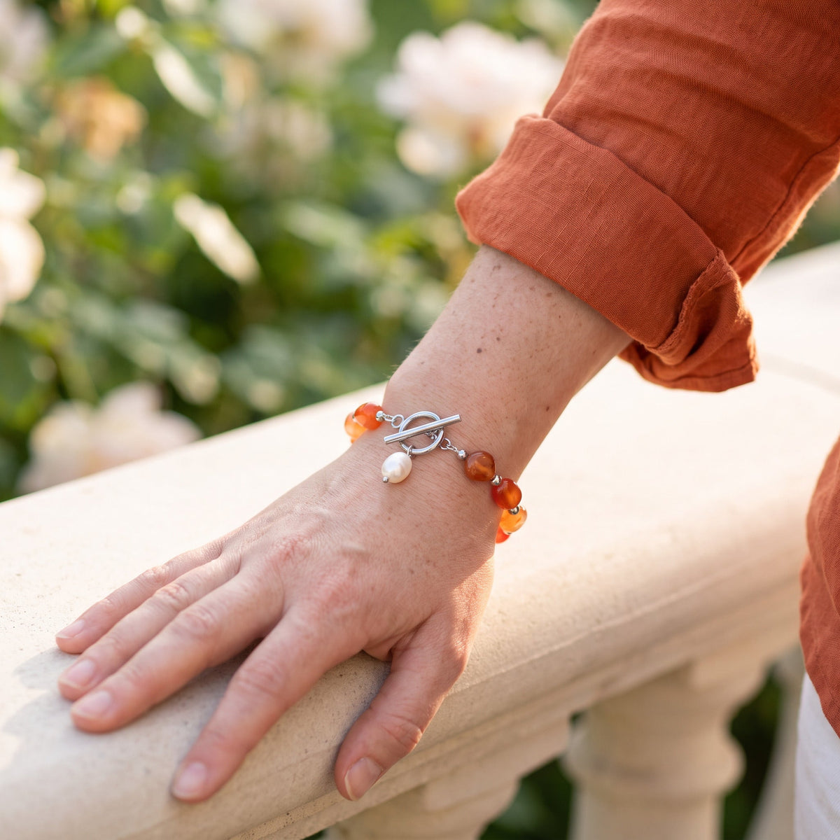 Banded Carnelian Pearl Bracelet